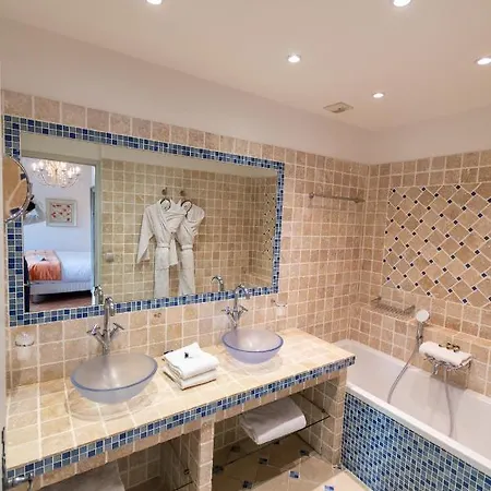 Le Domaine Du Colombier 4*
