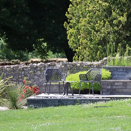 Le Domaine Du Colombier Hotel