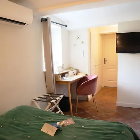 Hotel Le Domaine Du Colombier 5*