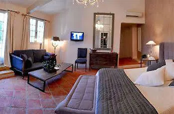 Hotel Le Domaine Du Colombier 4*