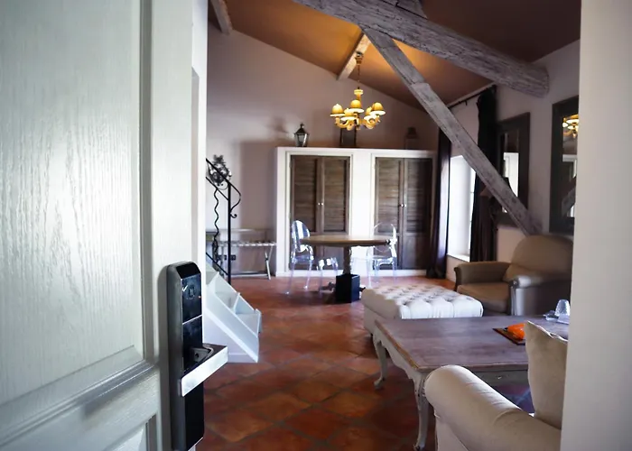 Le Domaine Du Colombier Malataverne