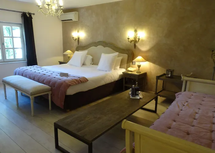 Le Domaine Du Colombier 5* Malataverne