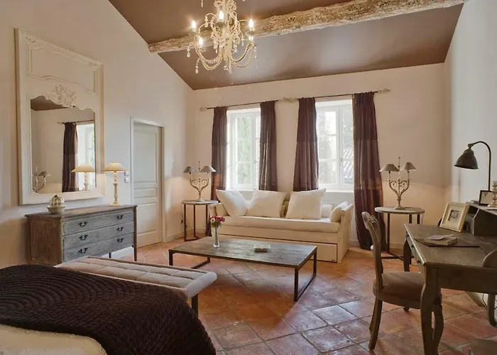 Ξενοδοχείο Le Domaine Du Colombier Malataverne